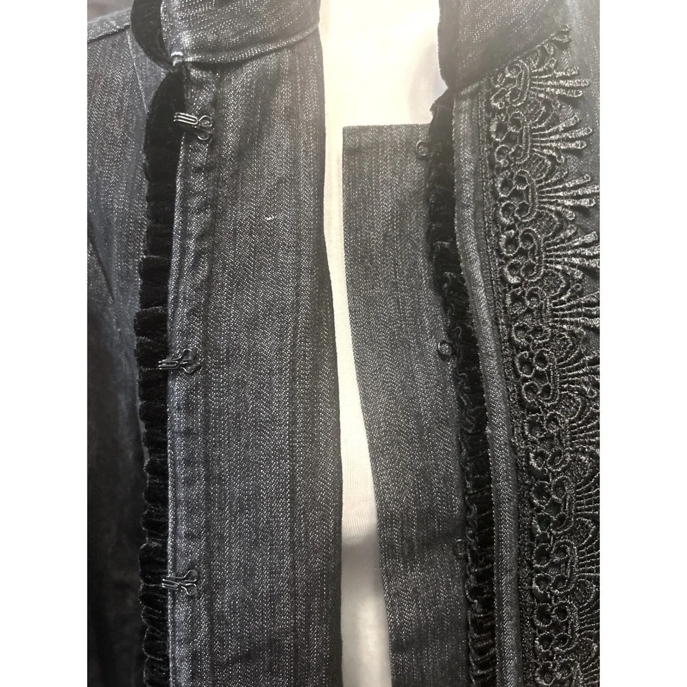 Bay Studio Dark Wash Denim Jacket Soutache Embroidery Beaded Trim Buttons Sz Lg